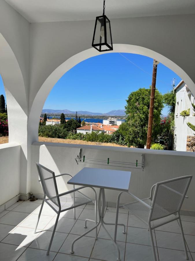 Oltremare Inn Спетсес Экстерьер фото